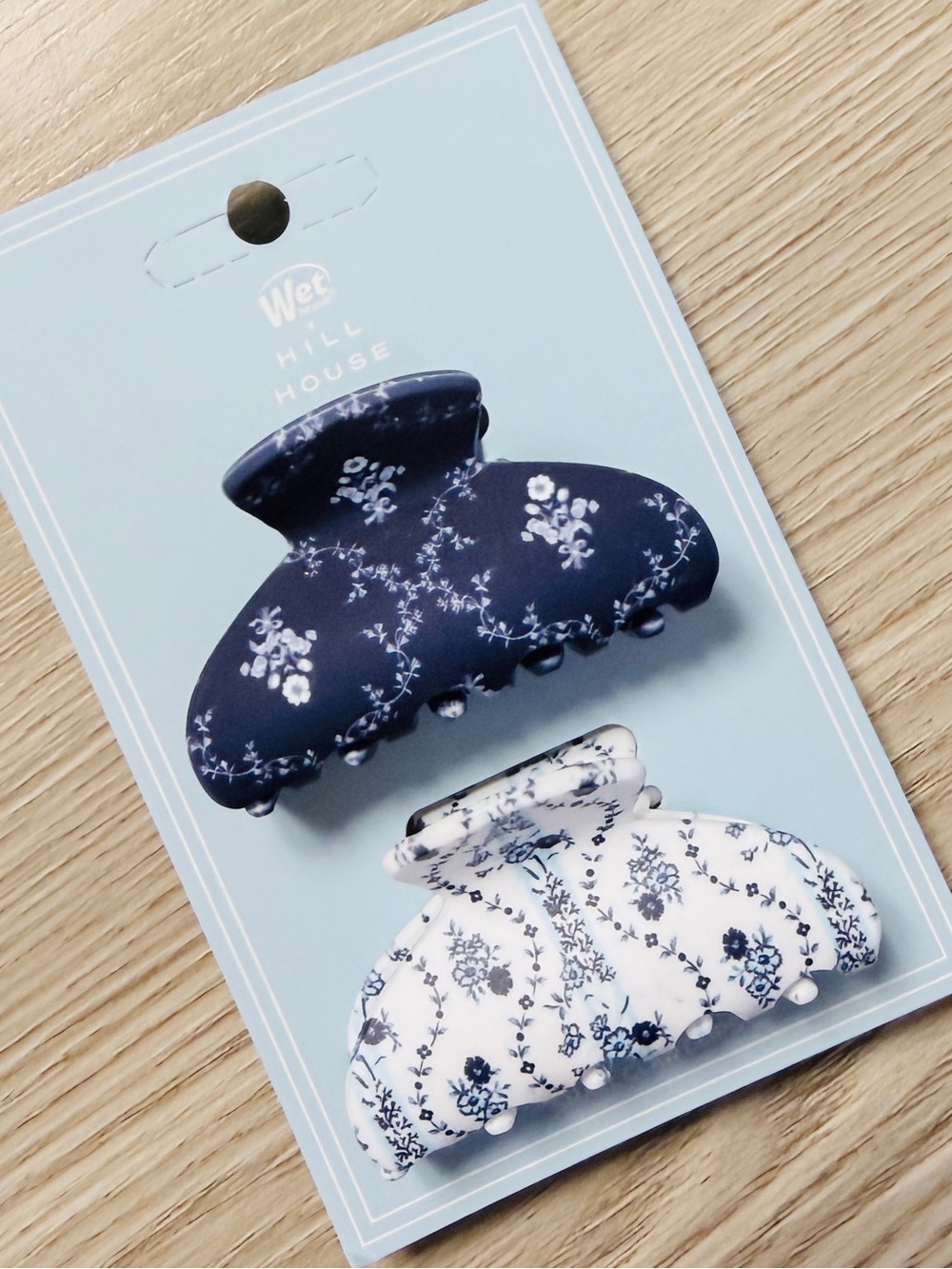 Limited Edition Hill House Claw Hair Clip Set-Blue Vine Stripe HTF & SOLD OUT